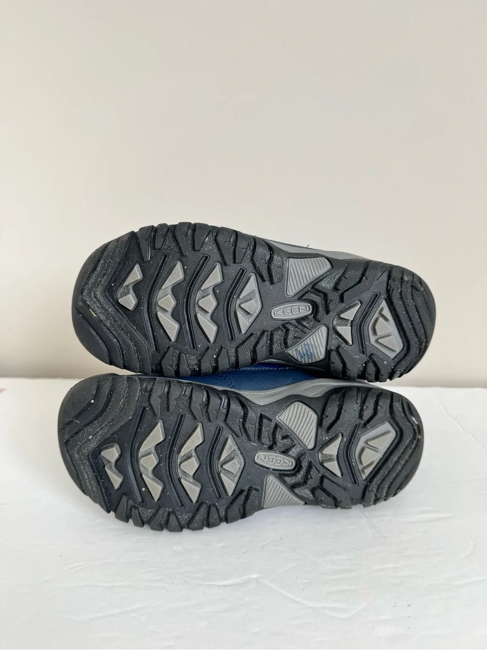 KEEN Puffrider Boys Waterproof Insulated Easy-On Snow Boots Naval/Surf US 1